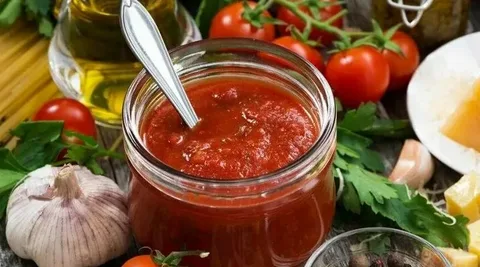 رب شیشه ای بزرگ ارگانیک با طعم سنتی و اصیل